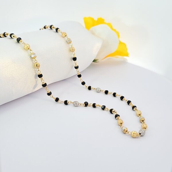 Two-Tone Black Bead Mangalsutra