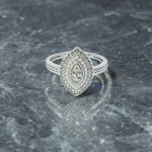 Ladies White Gold Diamond Ring