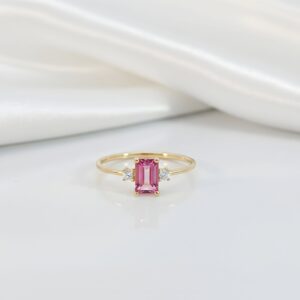 Stunning Pink Tourmaline & Cubic Zirconia Ladies Ring