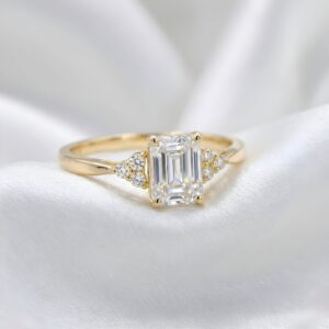 Emerald Cut Cubic Zirconia Ladies Ring
